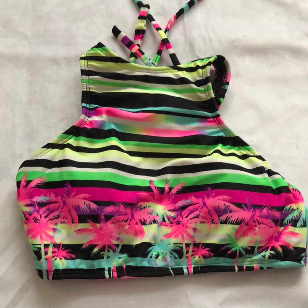 Bikini Set - Picture 3 of 5